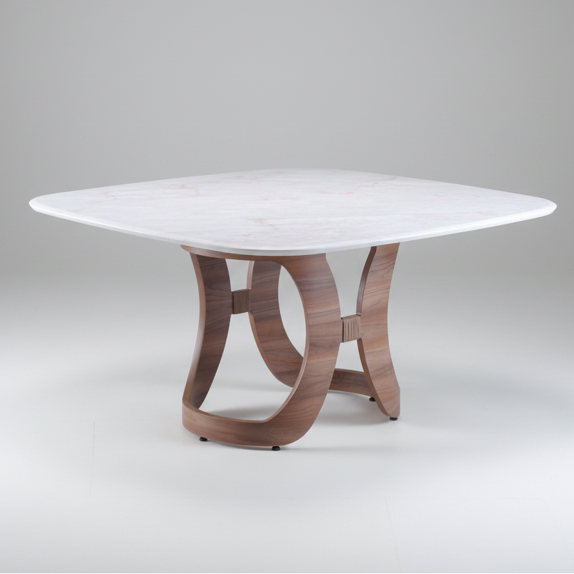 Mesa de jantar redonda com tampo melamínico branco marmorizado e base em madeira